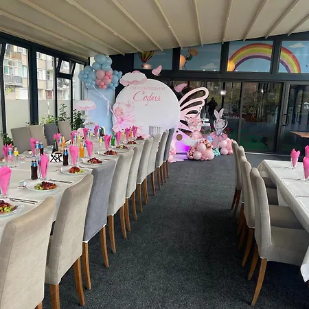 за гости малчика